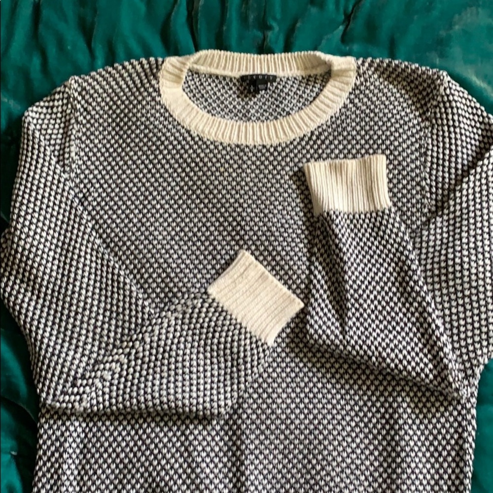 Theory Navy & White Sweater Sz L